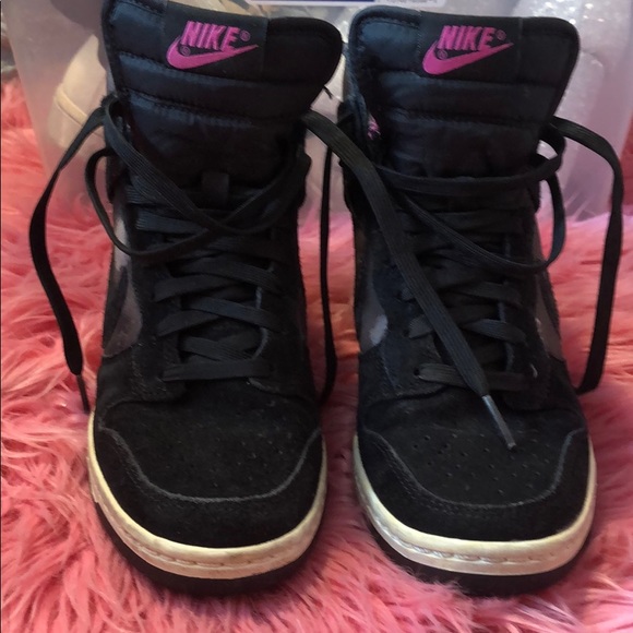 Nike platform sneakers - Picture 2 of 3